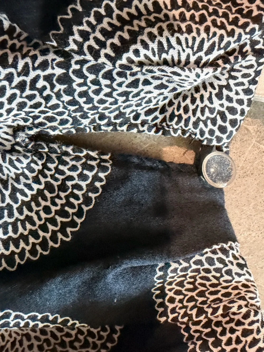Old Navy Navy Blue  and White Circle Print Abstract A-Line Dress Size 8
